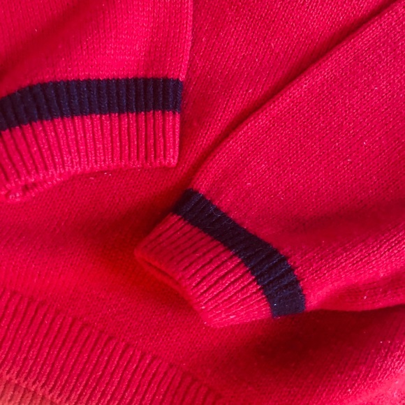 Forever 21 crew necked sweater - Picture 2 of 3